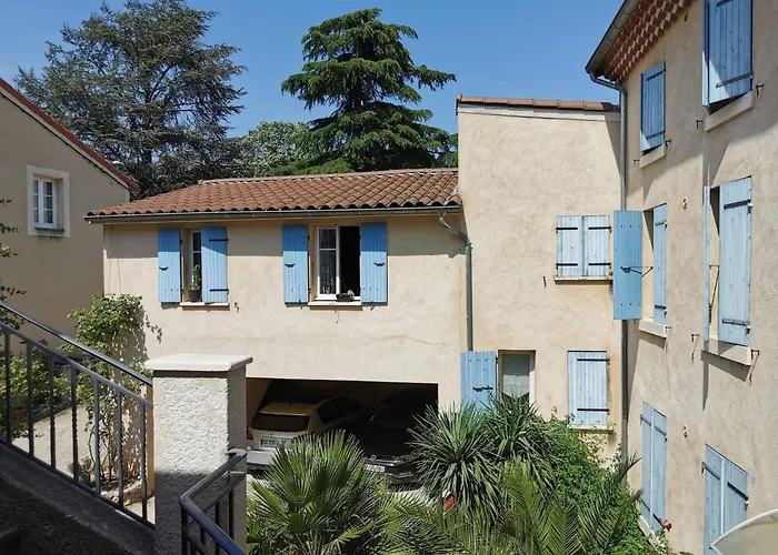 Apartment 10 Proche Gare Et Centre *